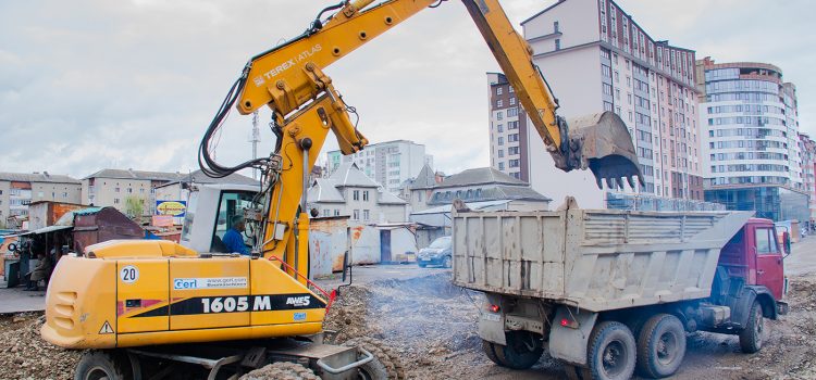 З’єднання двох Бульварів: у Франківську демонтовують торгові ряди